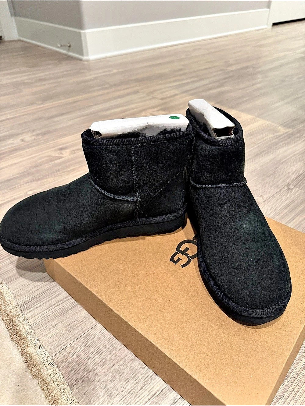 UGG Classic Ultra Mini Boot Black Ankle Boots